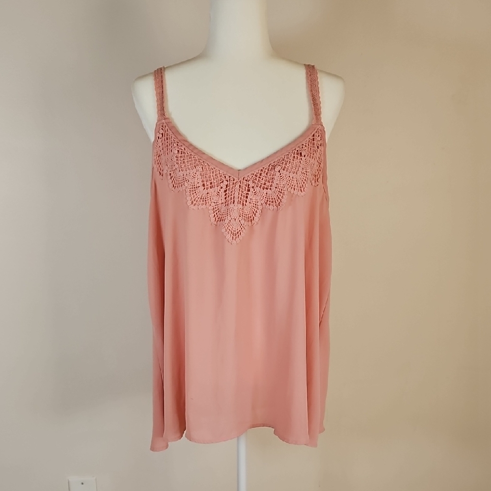 Torrid SZ 1 Lace Trim Cami Lined  Peach Coquette Dainty Festival Feminine